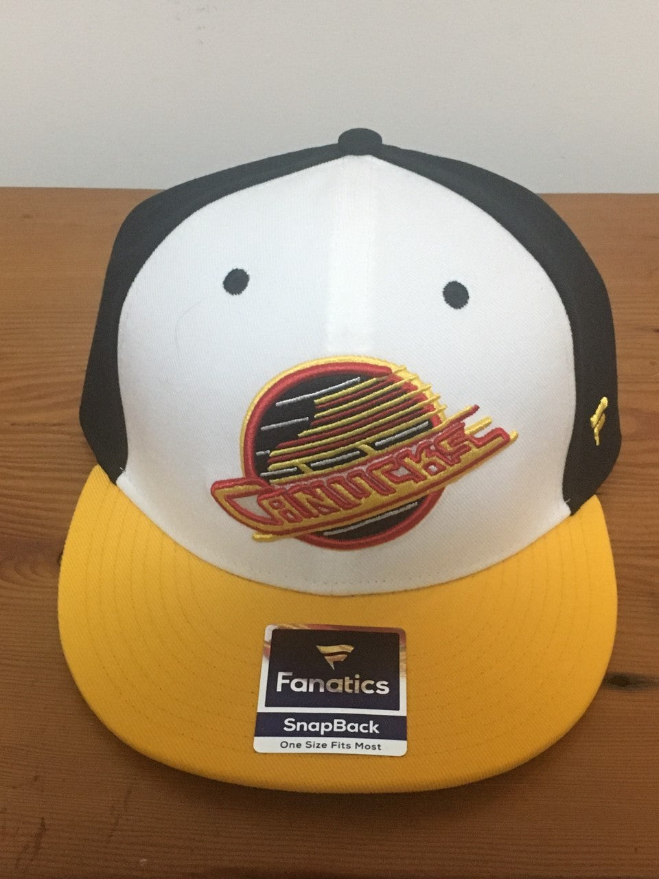 Vancouver Canucks NHL Snapback Hat Cap Black Gold